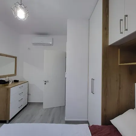 Apartment Nino's